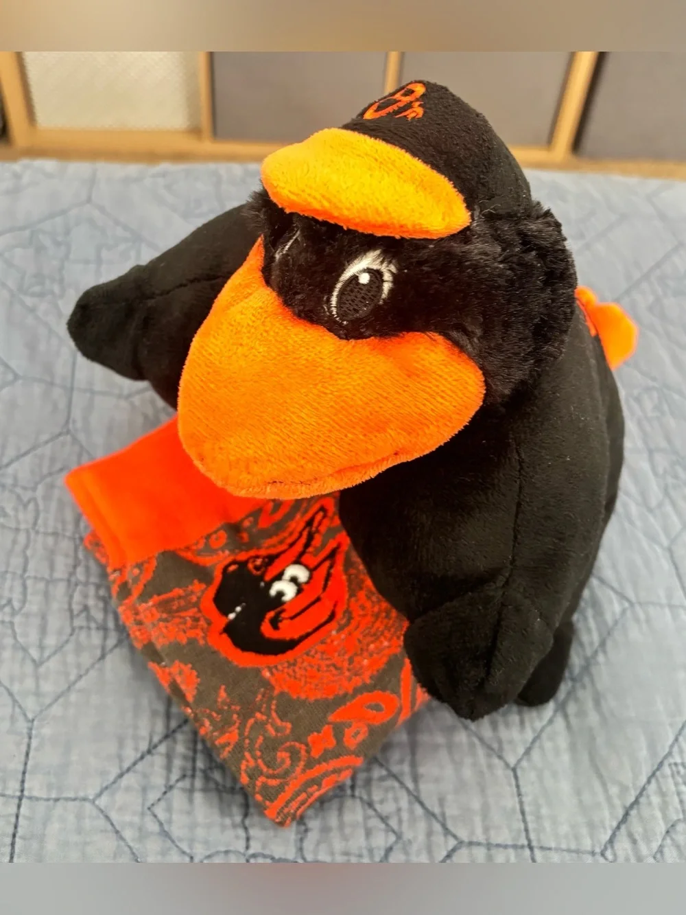 BALTIMORE ORIOLES BASEBALL PILLOW & SOCKS